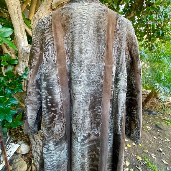 Chic Swakara & Suede Fur Coat 46”Bust Excellent - Picture 7 of 11